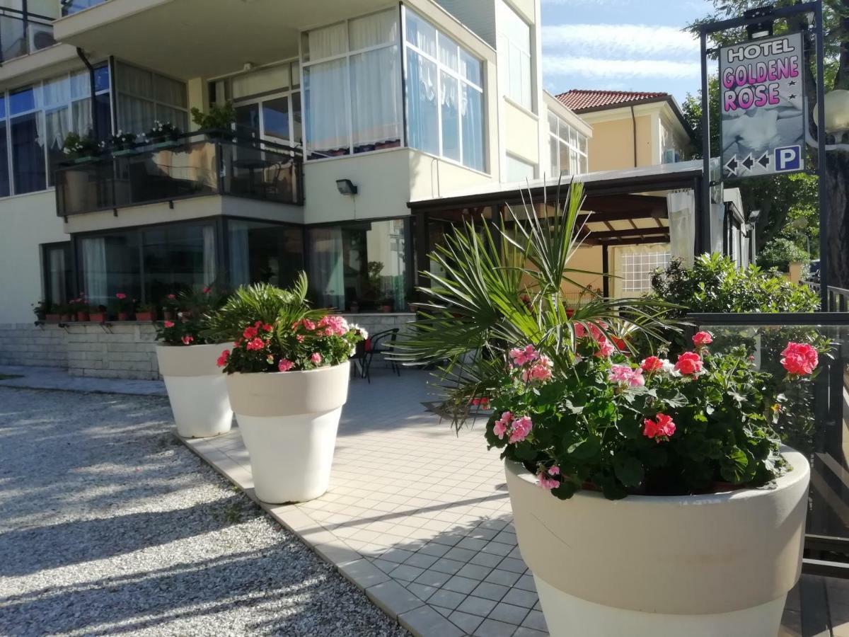 Hotel Goldene Rose Римини Экстерьер фото